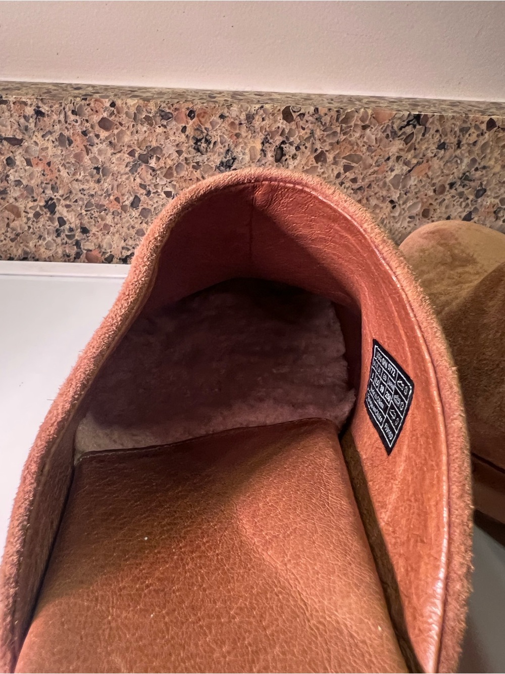 UGG Women's Size 8 Abbie Suede Clog Mules w/ 3” Heels in Chestnut - Picture 9 of 12